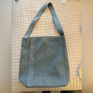 EUC washable everlane tote bag